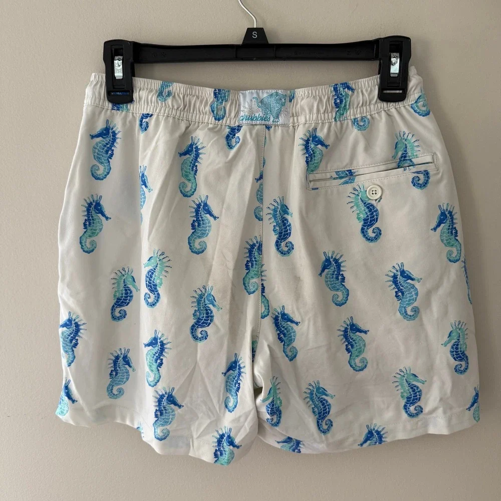Chubbies Mens Seahorse Print Swim Trunks White Blue 5.5 Inch Inseam Small